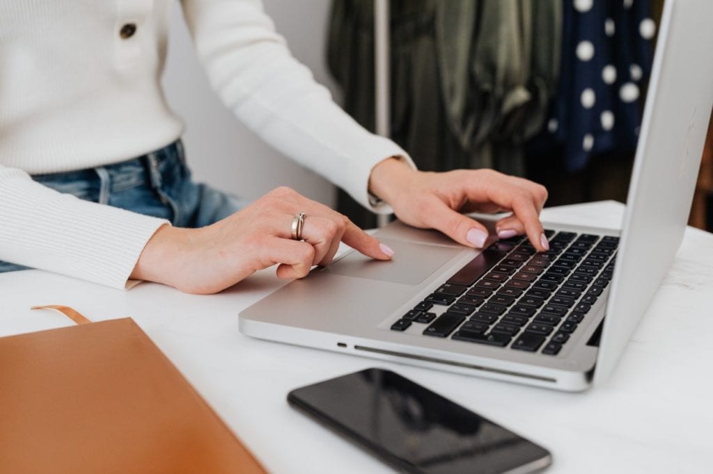 11 Tips On Making Your Limo Reservation A Success 2 limo reservation
