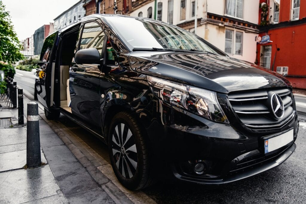Exploring the Best Automobiles in New York with JetBlack Transportations 1