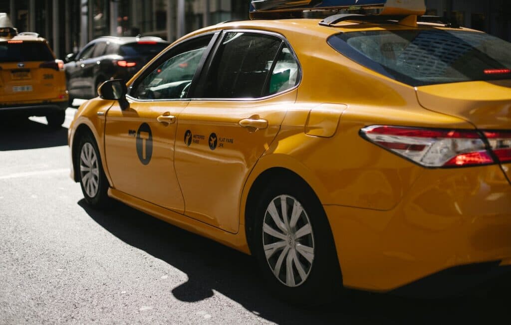 5 Must-Know Hacks for NYC Airport Taxi Service Success 2 nyc airport taxi service