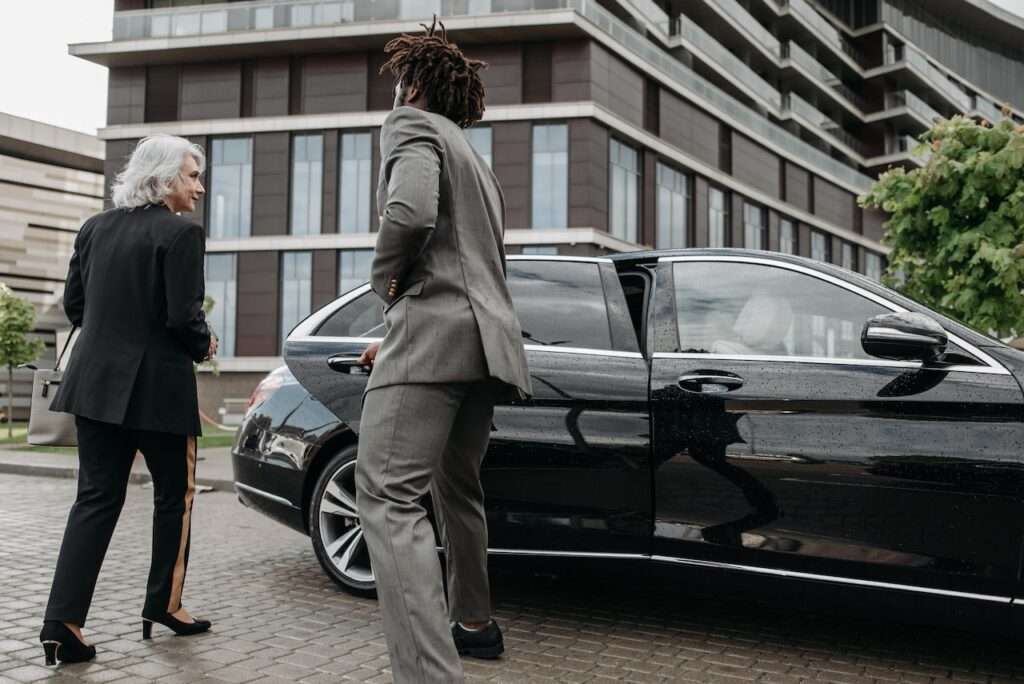 8 Fantastic Benefits For Getting NYC Airport Limo Service 19 Can I bring additional luggage or oversized items in the transportation vehicle from Buffalo Niagara International Airport (BUF) - Buffalo
