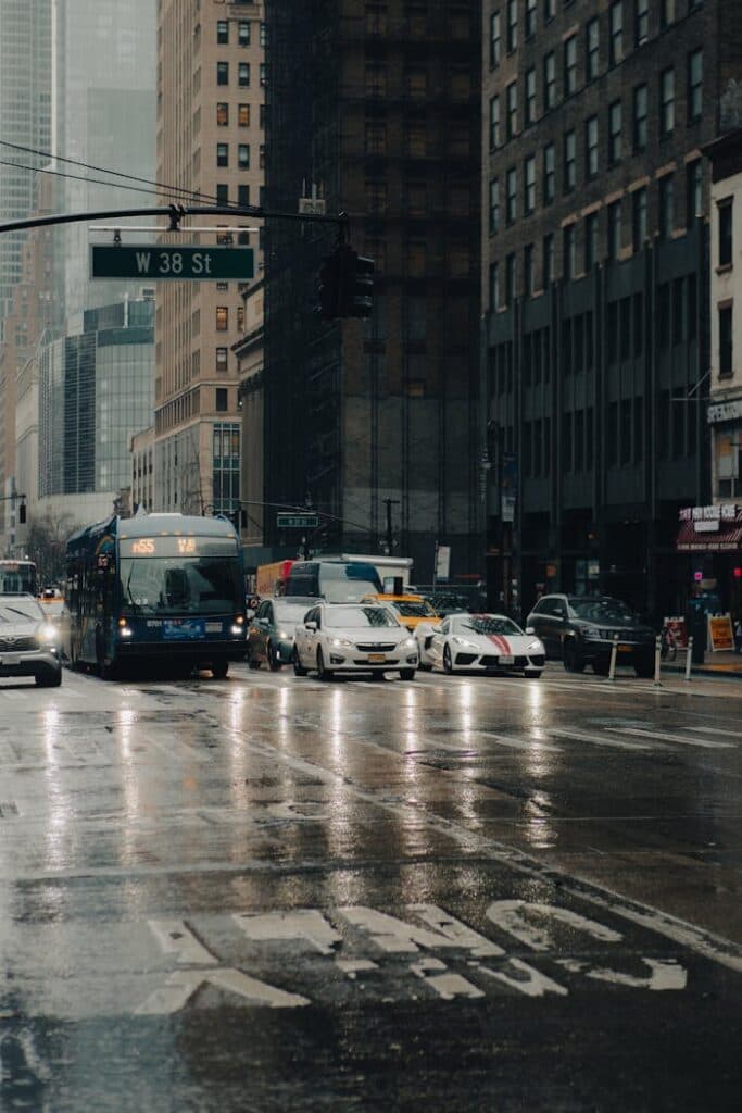 NYC Limo Bus: 7 Luxurious Rides for an Unforgettable Event! 2 nyc limo bus