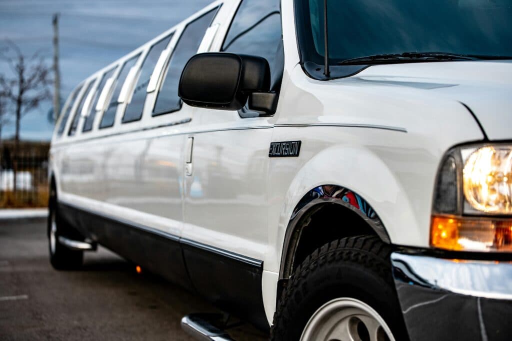 Ride Honestly the Conspicuousness of the Command: The Elaborate Procedure to Hire 30 Passenger Limo 3 30 passenger limo