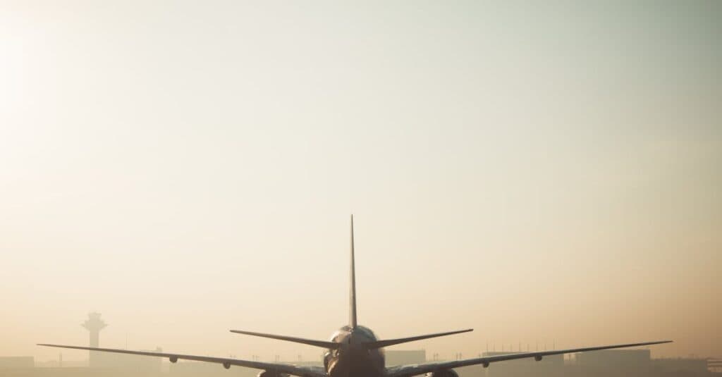 #1 Airport Limo Service: Top 5 Luxury Rides for VIP Comfort 2 #1 airport limo service