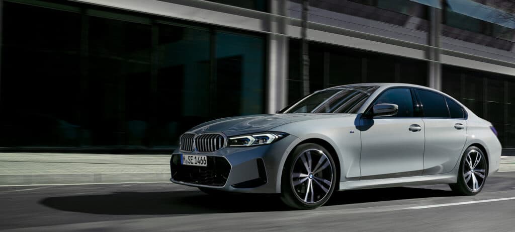 how much does luxury car service cost in NYC scene