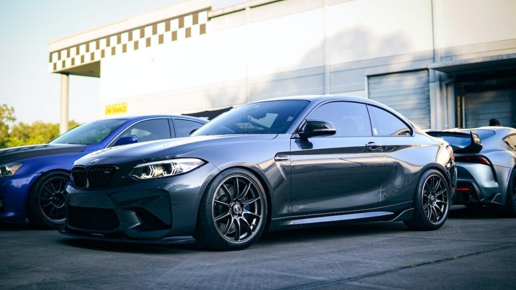 Mastering Top NY Car Maintenance: A Comprehensive Guide by JetBlack Transportations