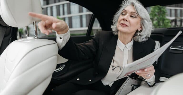 Car Service Blogs | Articles | News | Tips & Tricks | Video | FAQ | Information | Infograph. 8 Black Chauffeur Service