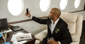Luxury JFK to LGA car service reviews 2025 at LGA terminal
