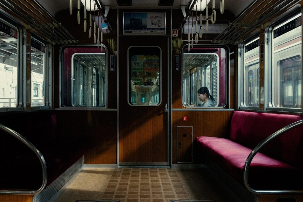 how to book a car service from lga to jfk overview at LaGuardia