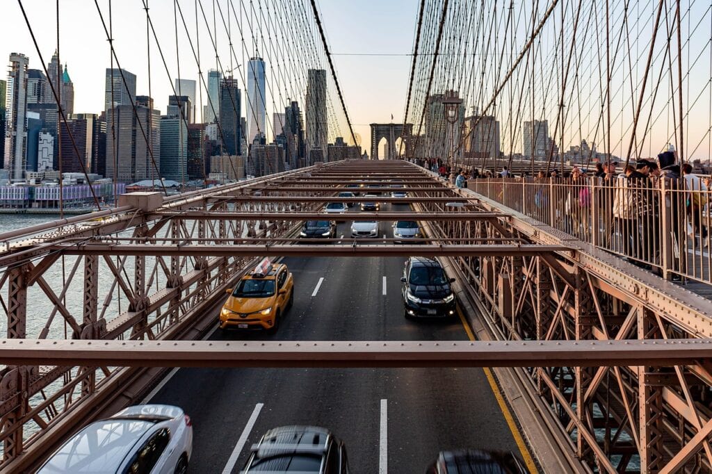 bridge, cars, taxi, brooklyn, manhattan, traffic, highway, architecture, city, road, vehicles, heaven, sunset, nature, car wallpapers, building, car, landscape, downtown, nyc, america, usa, new york city