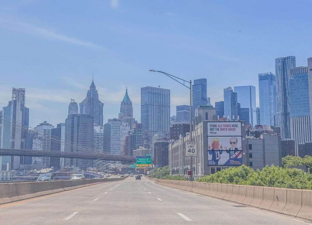 Safety check for reliable car service from ewr to manhattan