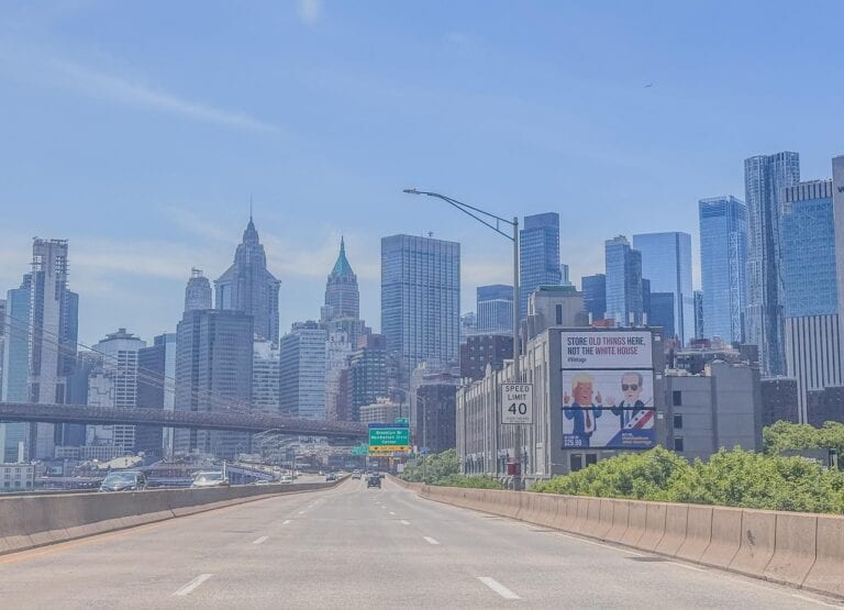 Safety check for reliable car service from ewr to manhattan