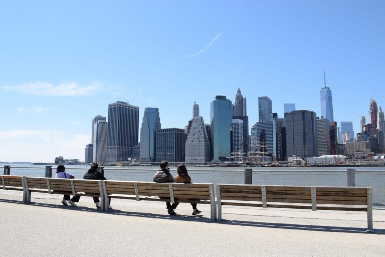 eco friendly car service from laguardia to manhattan