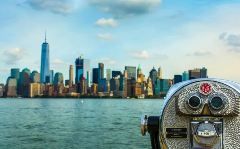 how much is a car service from laguardia to manhattan