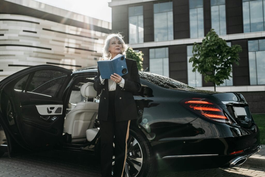 how to book a black car service in nyc
