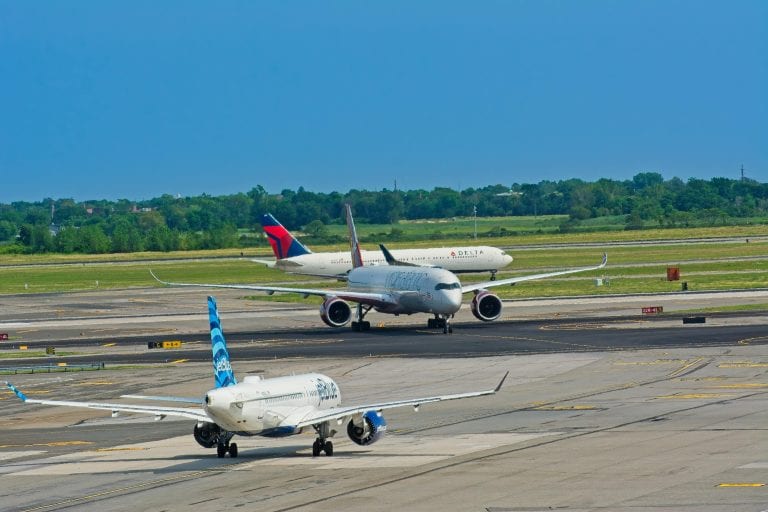 taxi airport jfk