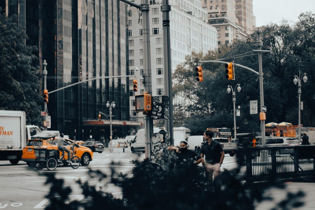 eco friendly taxi from nyc to jfk