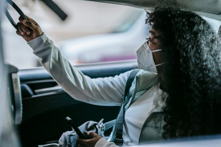transportation newark airport to nyc JetBlack black car service EWR pickup zone Manhattan