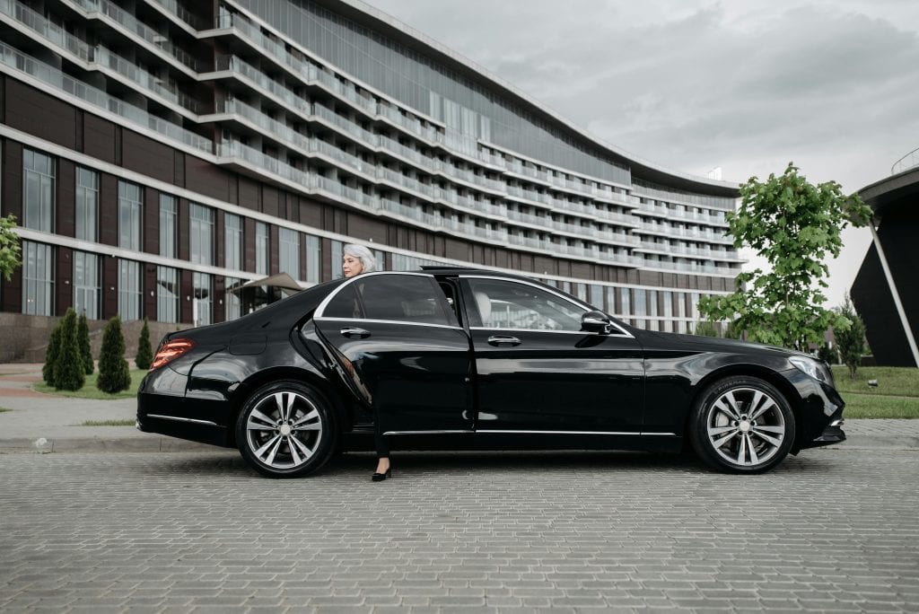 car service from newark to jfk for groups
