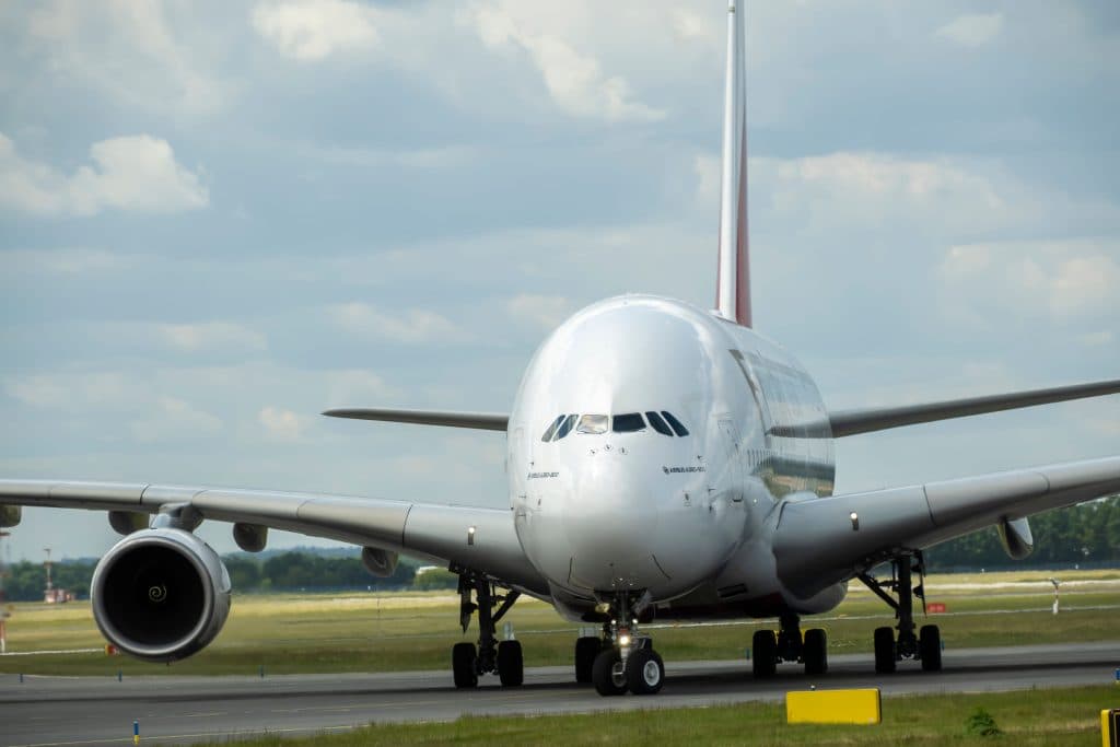 how to get to lga airport from manhattan how to get to lga airport from manhattan
