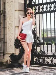 Mercedes Passenger Van Luxurious Ride - 8 Points To Consider 2 mercedes passenger van