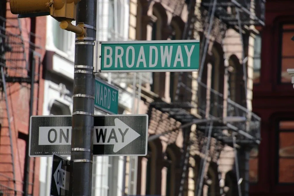 Amazing truths and peculiar facts about Broadway 2 Broadway