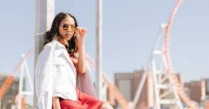 Q. What transportation options are available for airport transfer from JFK to Manhattan?