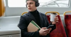 Q. How can I get transportation from Long Island to LaGuardia Airport?