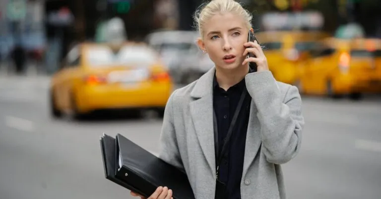 JFK to EWR taxi fare pickup scene