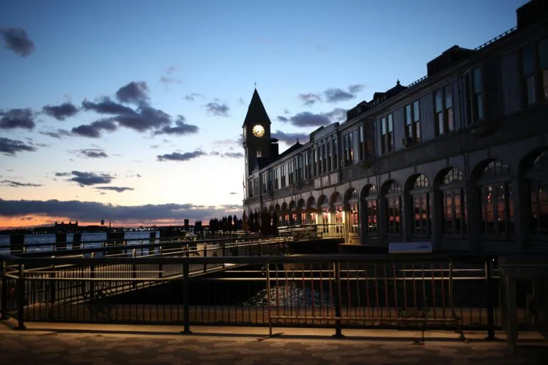 luxury manhattan cab service safety tips