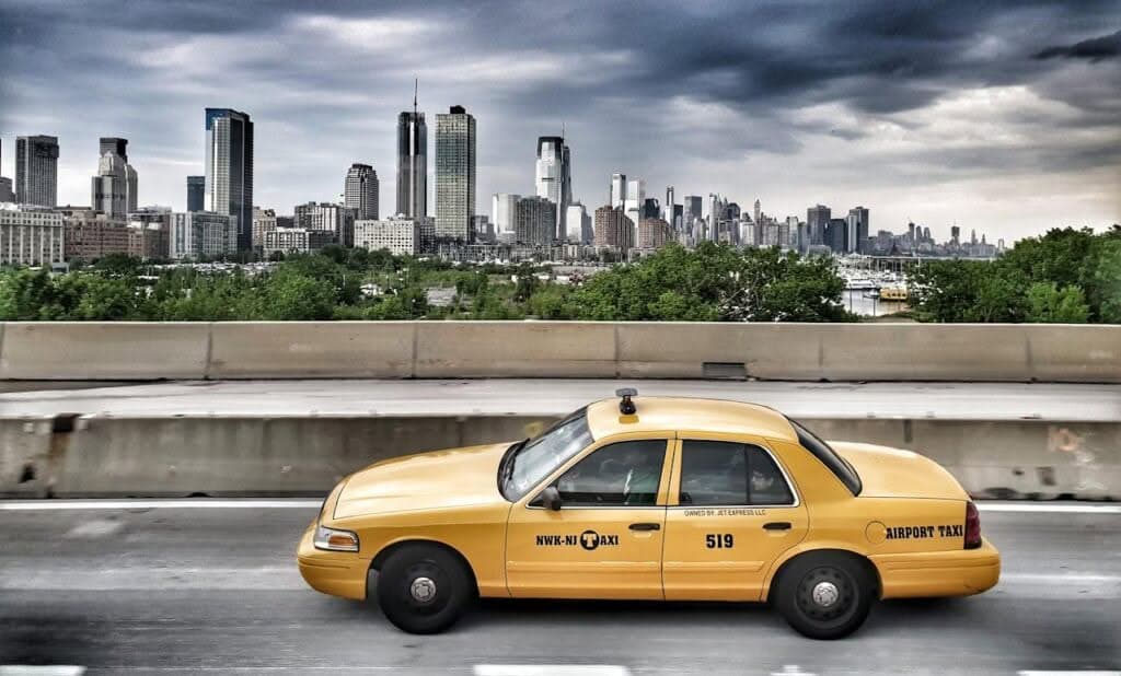 The Ultimate Guide to Stress-Free Travel from Car to LaGuardia: Everything You Need to Know 2 car to laguardia
