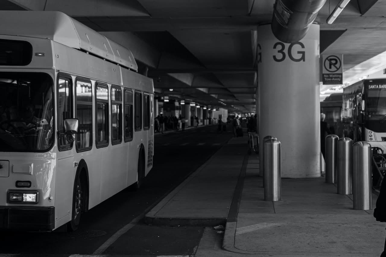 Unveiling the JetBlack Bus Experience: A Futuristic Leap in Transportation 1 jetblack bus