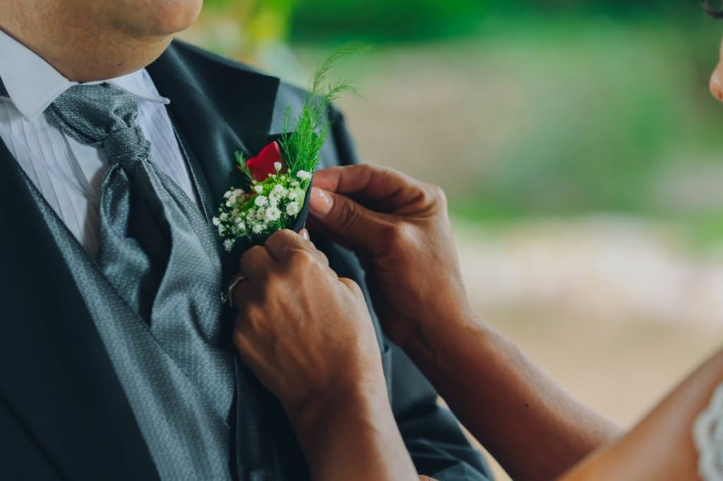 8 Spectacular Tips To Hire The Best Black Limo Service In Business 1 black limo service